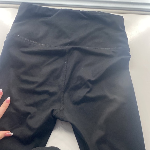 Super cute all black leggings from American eagle, Size xs - Picture 3 of 6